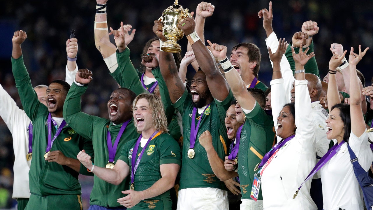 No burden, no pressure as Erasmus steers Boks to victory